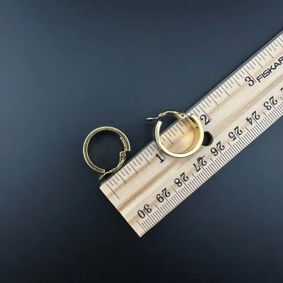 Vintage Sarah Coventry Gold Tone Purple Enamel Hoop Clip On Earrings 3/4" - Picture 9 of 11